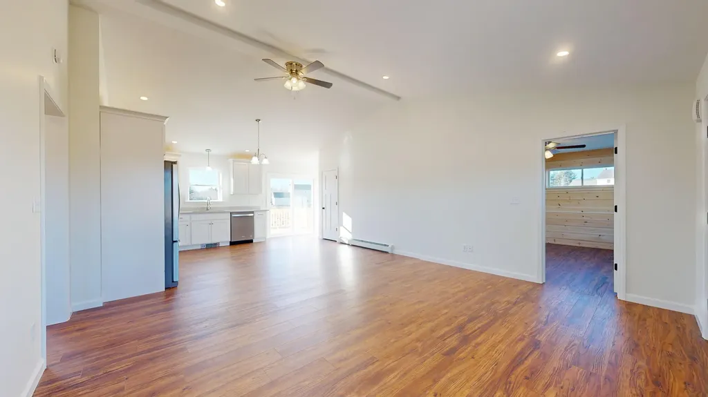 10 Hayfield Drive Greene ME 04236