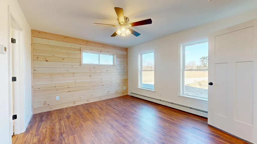 10 Hayfield Drive Greene ME 04236