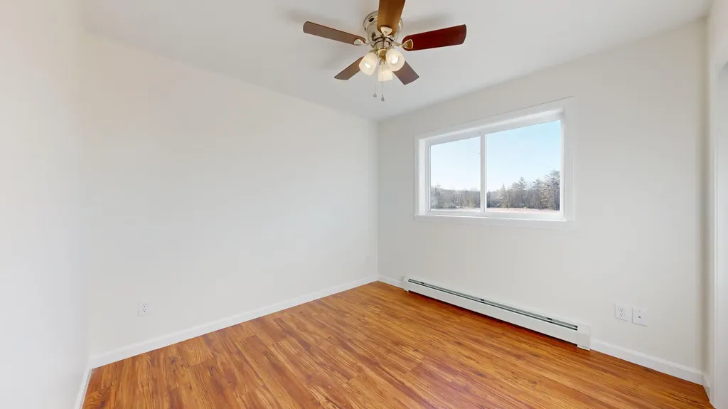 10 Hayfield Drive Greene ME 04236