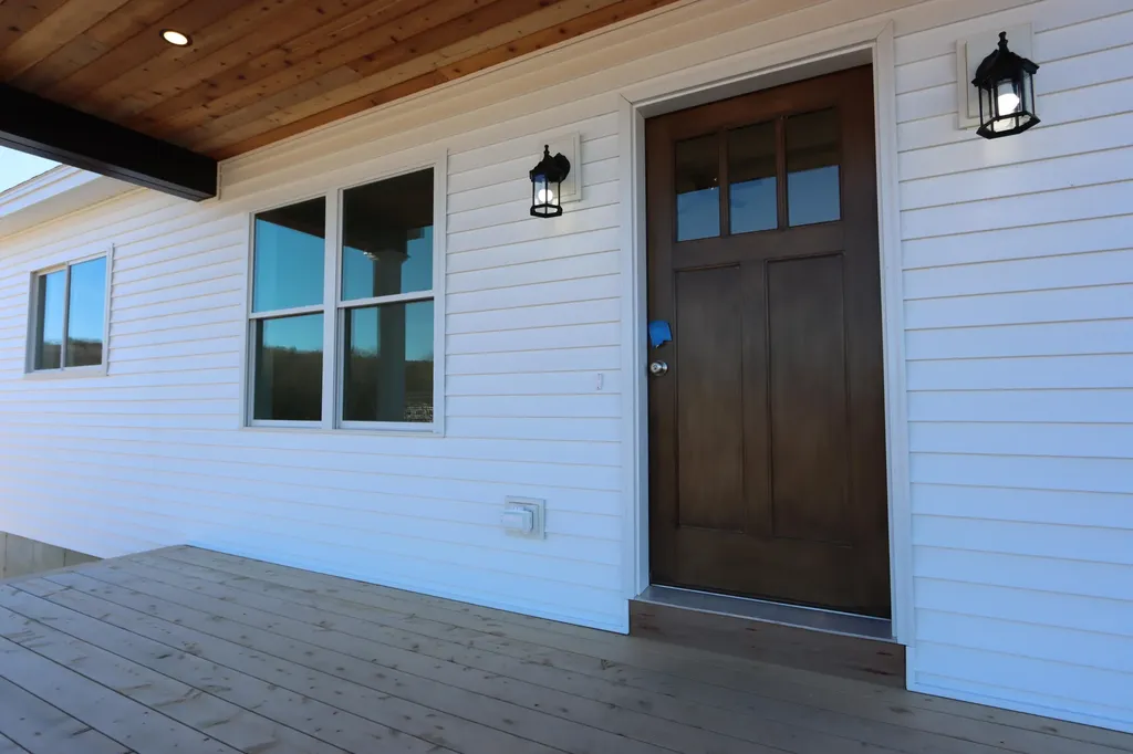 10 Hayfield Drive Greene ME 04236