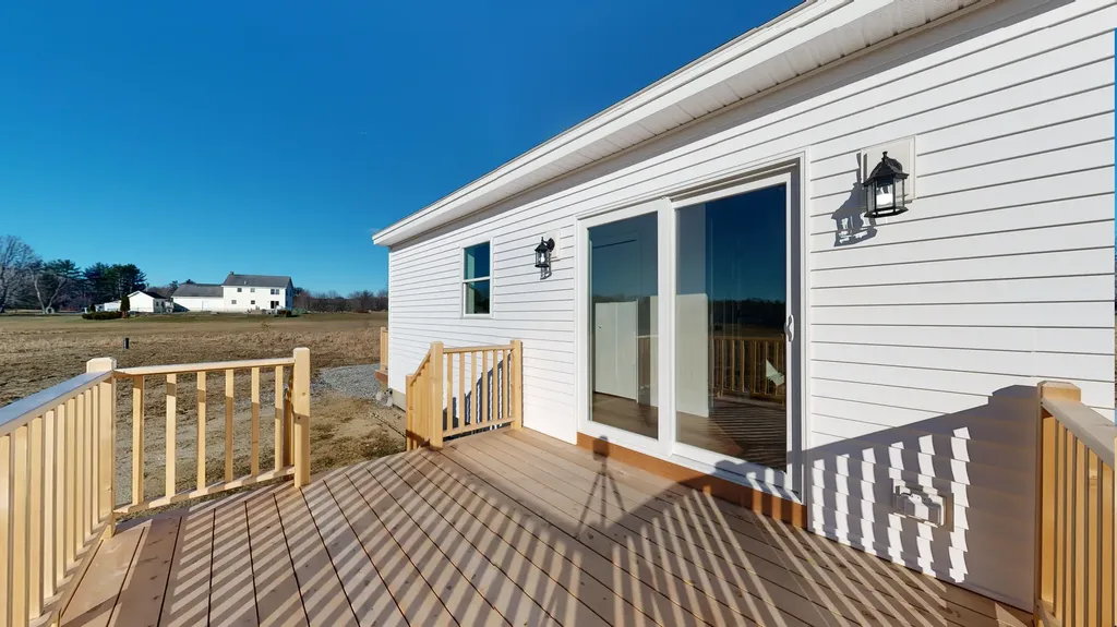 10 Hayfield Drive Greene ME 04236