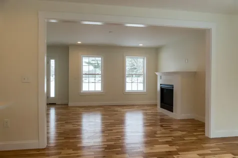 315 Pownal Road Freeport ME 04032