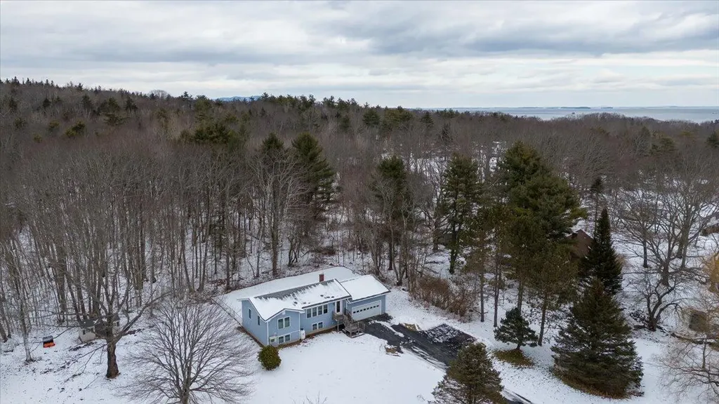 73 Bayside W Owls Head ME 04854