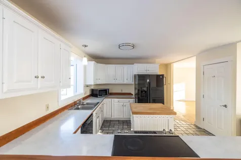 1326 Butler Road Union ME 04862