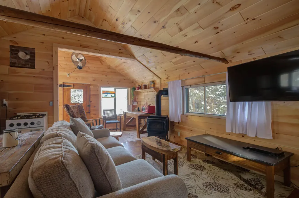 121 Shelton Trail Rangeley Plt ME 04970