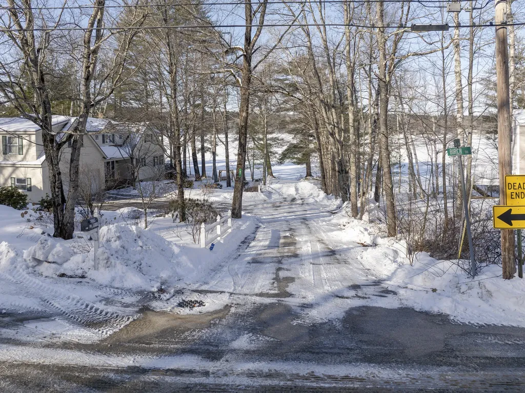 61 Birch Drive Poland ME 04274