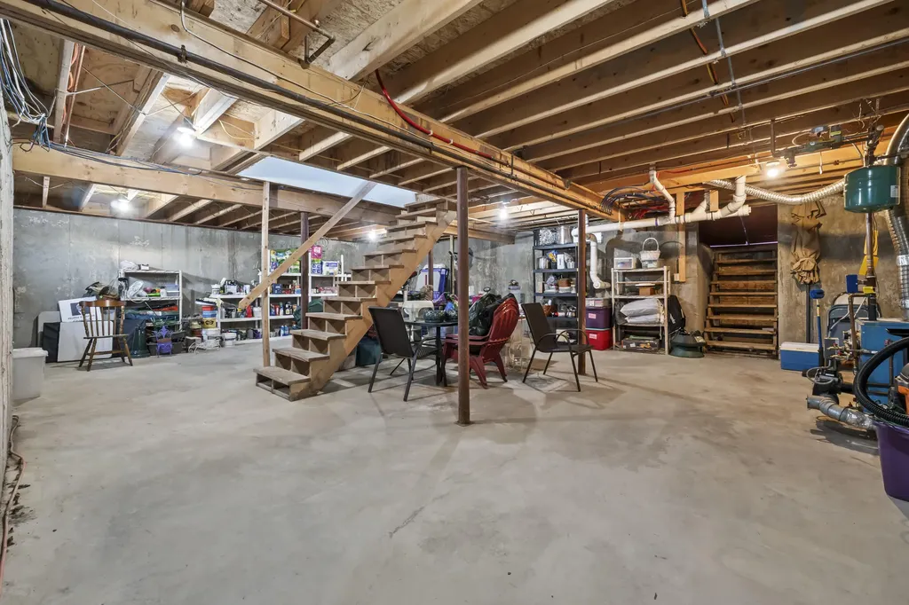 4 Kents Way Benton ME 04901