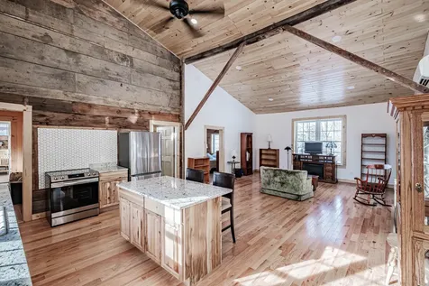 213 Roosevelt Trail Windham ME 04062