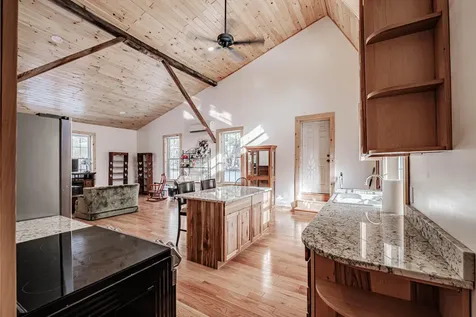 213 Roosevelt Trail Windham ME 04062
