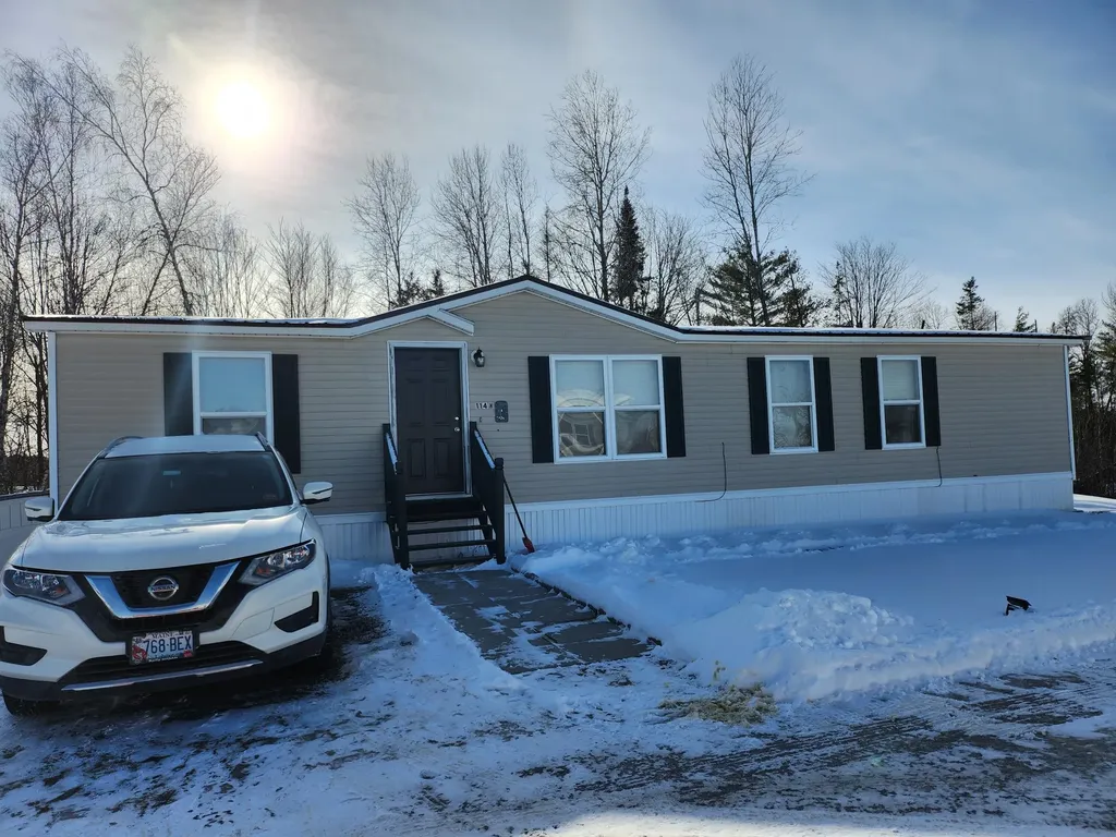 114 H Court Pittsfield ME 04967