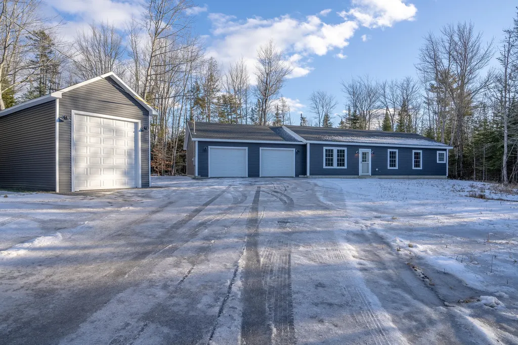 450 Davis Road Bangor ME 04401