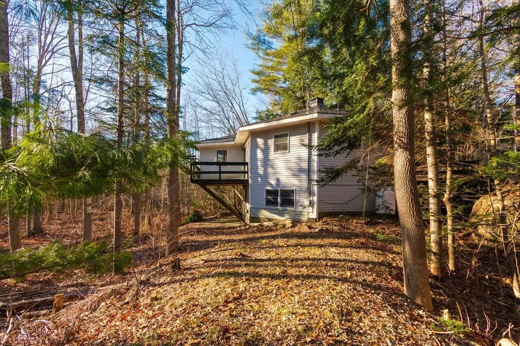 130 W Street Extension Rockport ME 04856