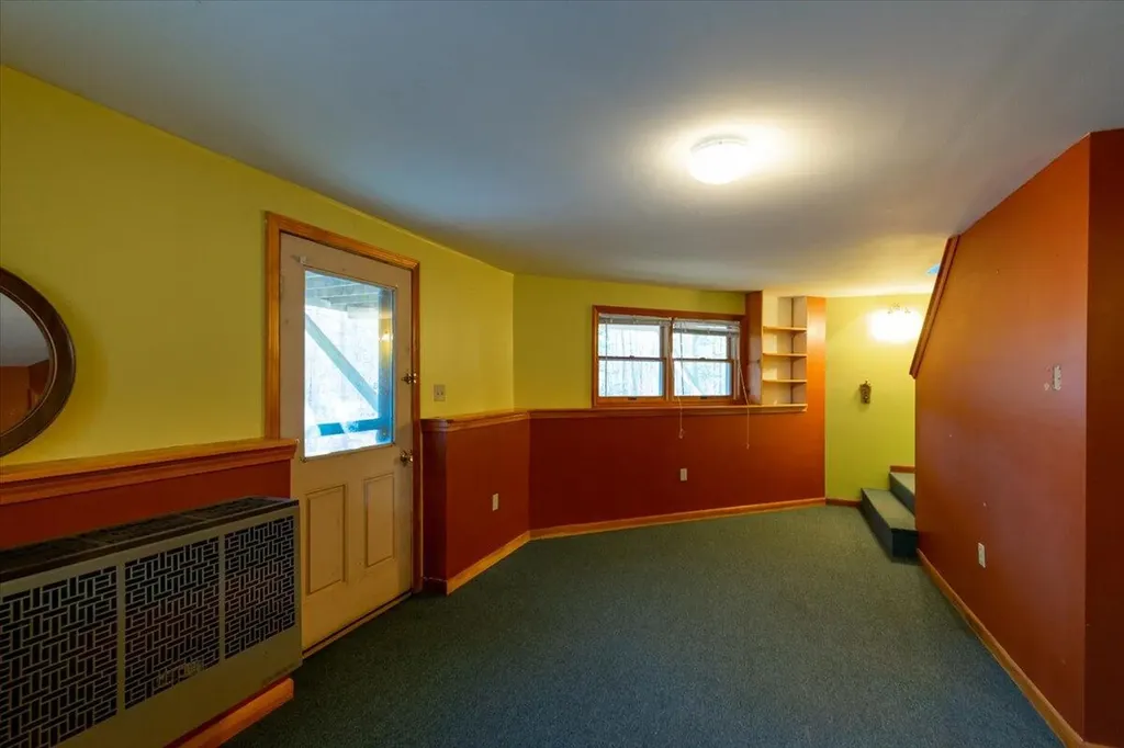 130 W Street Extension Rockport ME 04856