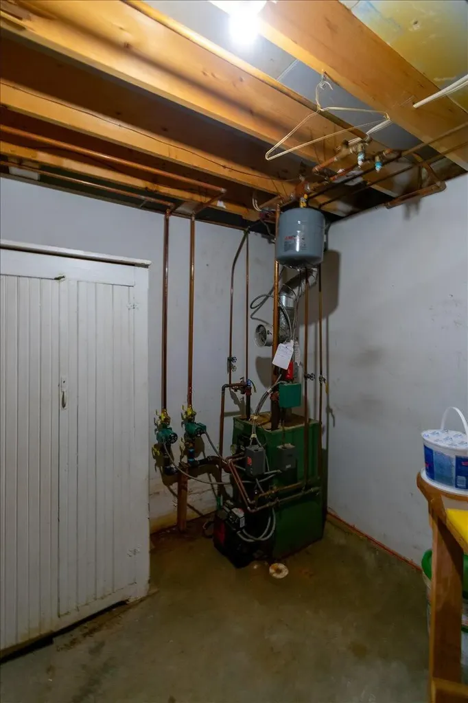 130 W Street Extension Rockport ME 04856