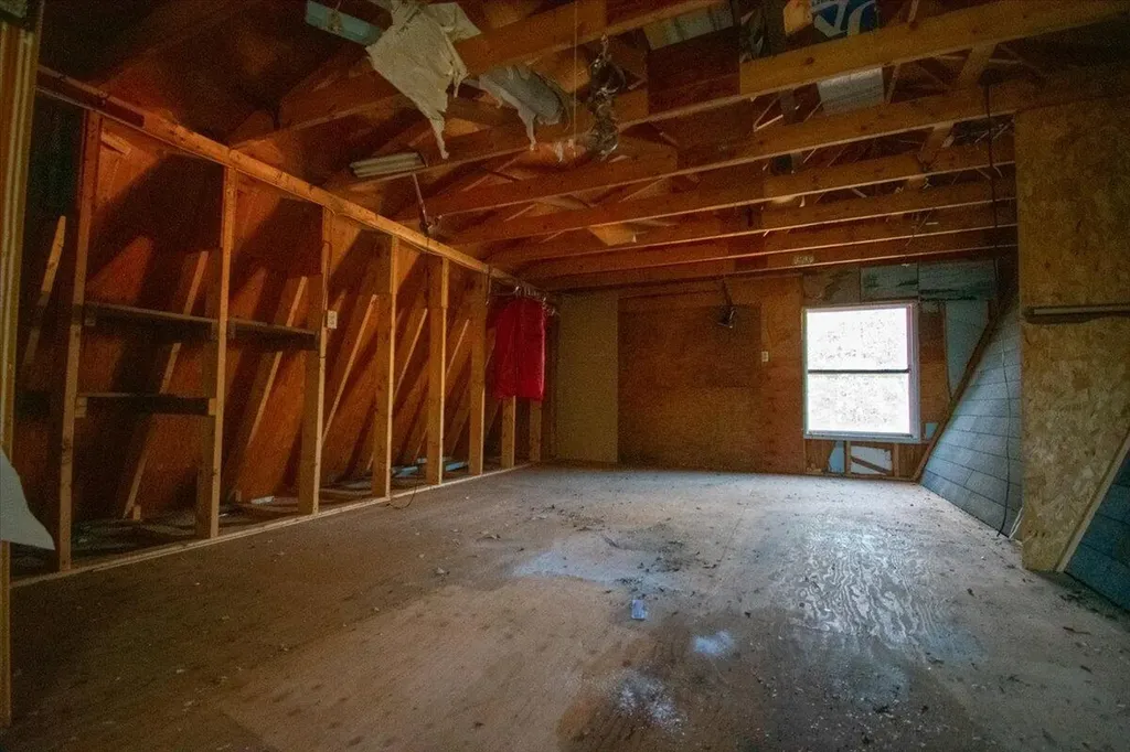 130 W Street Extension Rockport ME 04856