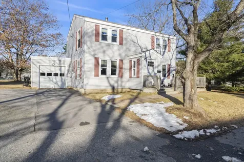 104 Columbia Avenue Brunswick ME 04011