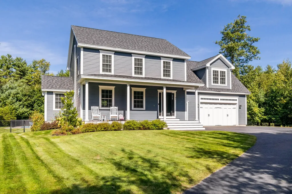 36 Freedom Road Scarborough ME 04074