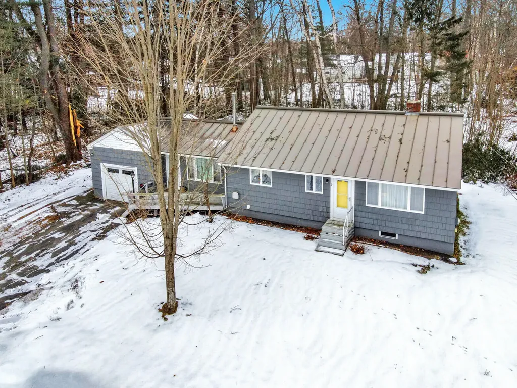9 Brescia Court Waterville ME 04901