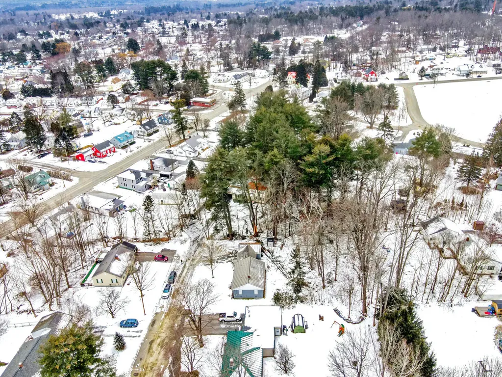 9 Brescia Court Waterville ME 04901