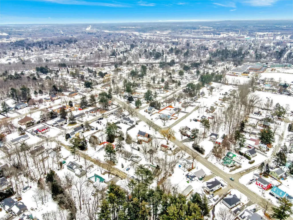 9 Brescia Court Waterville ME 04901