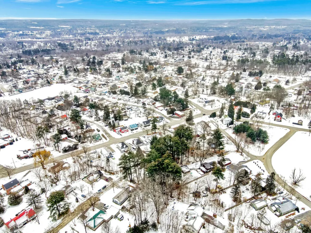 9 Brescia Court Waterville ME 04901