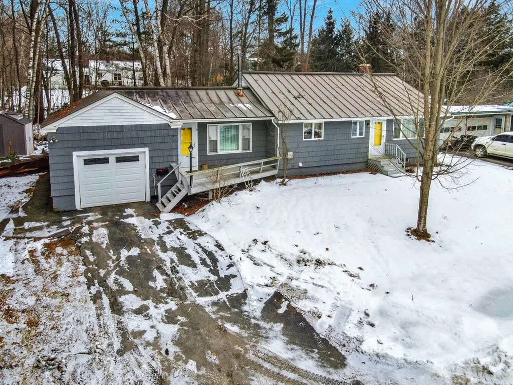 9 Brescia Court Waterville ME 04901
