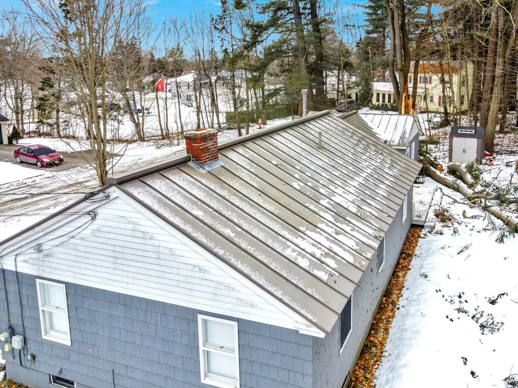 9 Brescia Court Waterville ME 04901