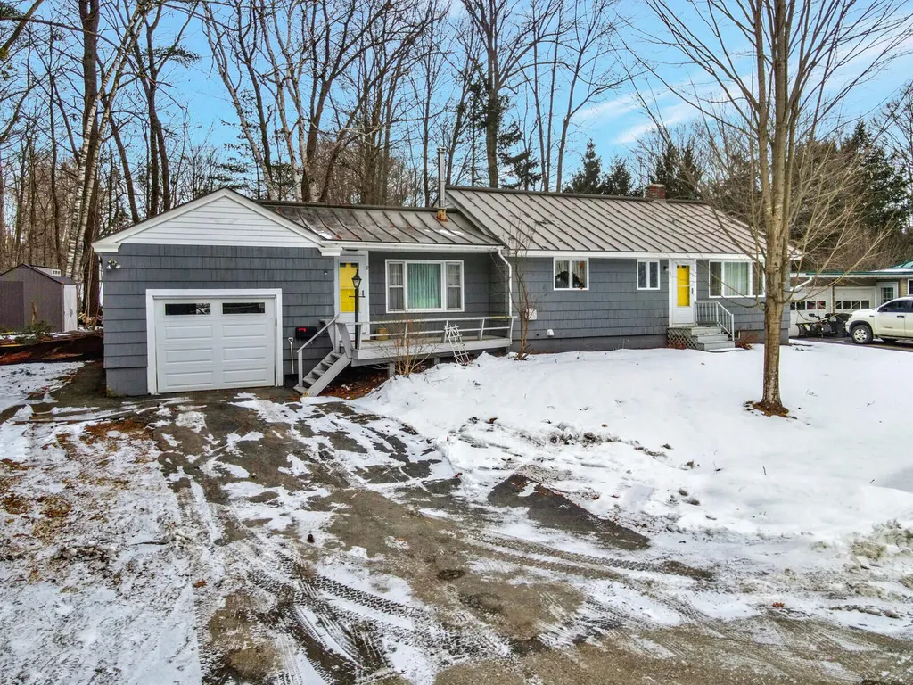 9 Brescia Court Waterville ME 04901