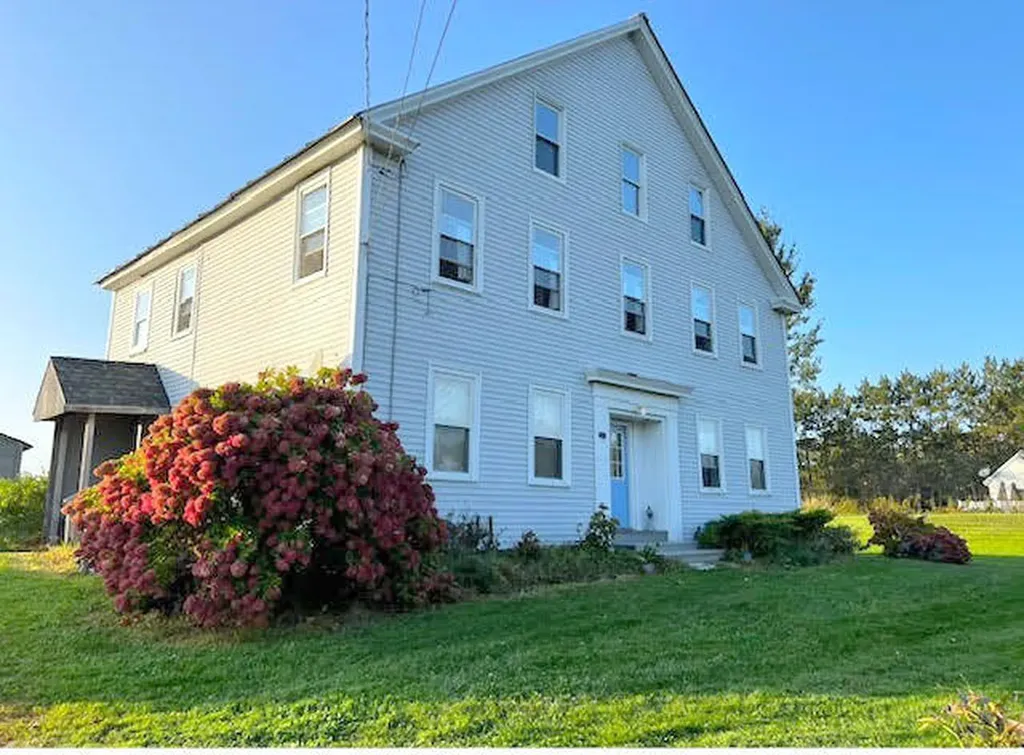 1242 Clinton Avenue Benton ME 04901
