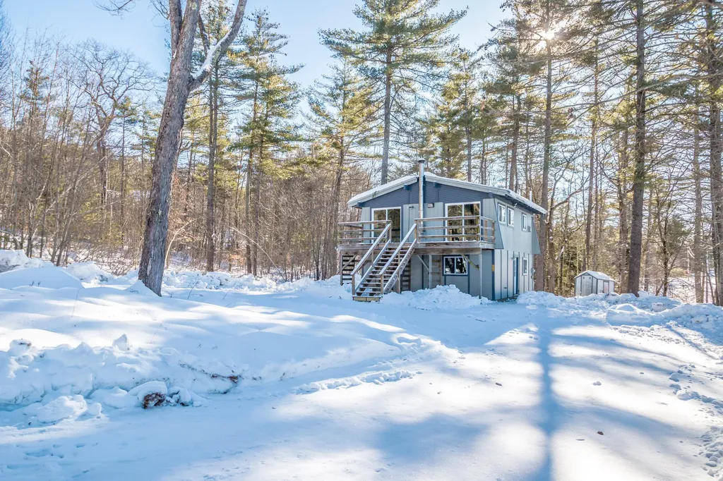 11 Keene Lane Bridgton ME 04009