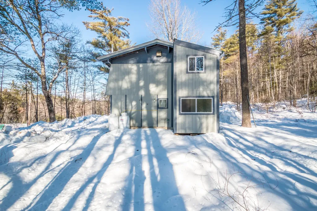 11 Keene Lane Bridgton ME 04009