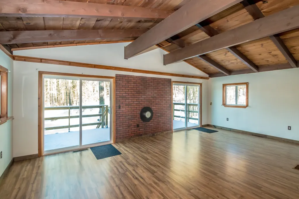 11 Keene Lane Bridgton ME 04009