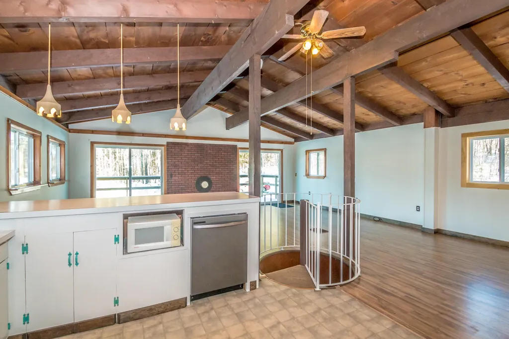 11 Keene Lane Bridgton ME 04009