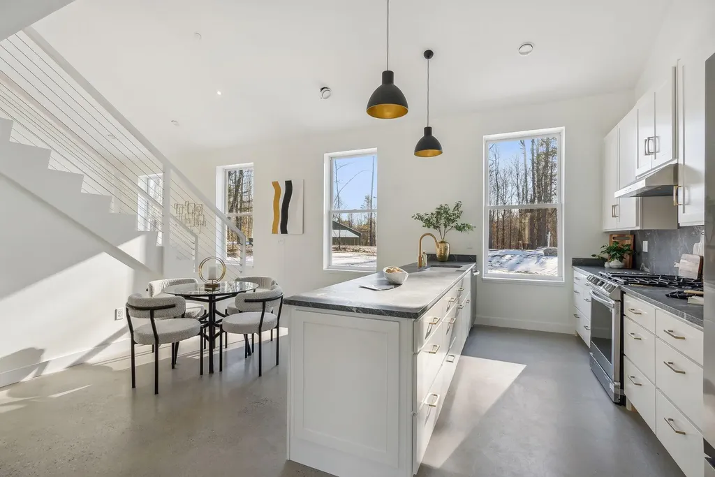 32 Mattie Lane Durham ME 04222
