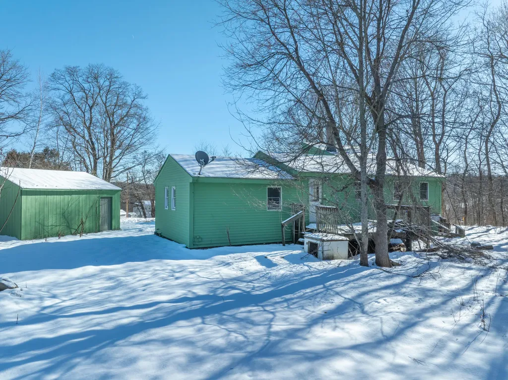 33 Johnson Hill Road Poland ME 04274