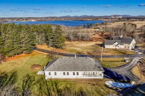 26 Sylvias Way South Thomaston ME 04858