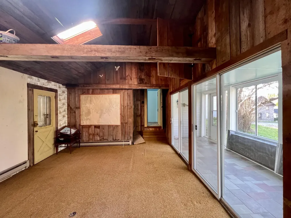 2090 Us Highway 1 Sullivan ME 04664