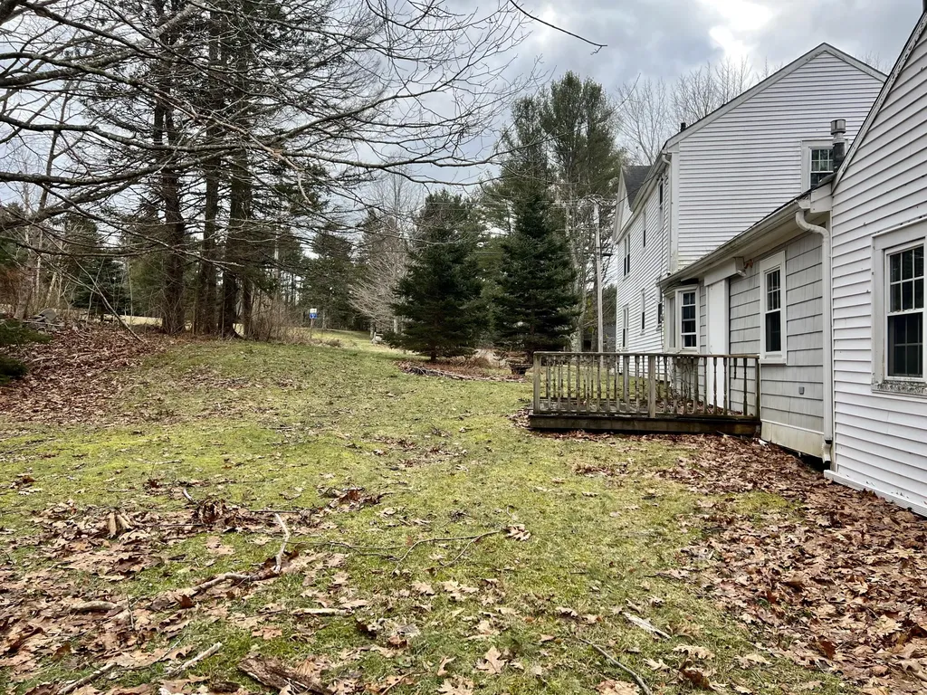 2090 Us Highway 1 Sullivan ME 04664
