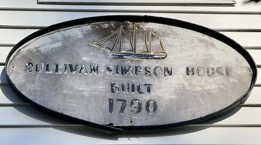 2090 Us Highway 1 Sullivan ME 04664