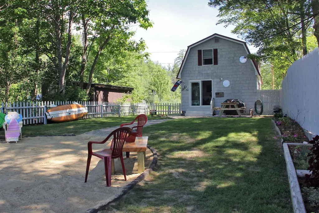 14 Penney Road Poland ME 04274