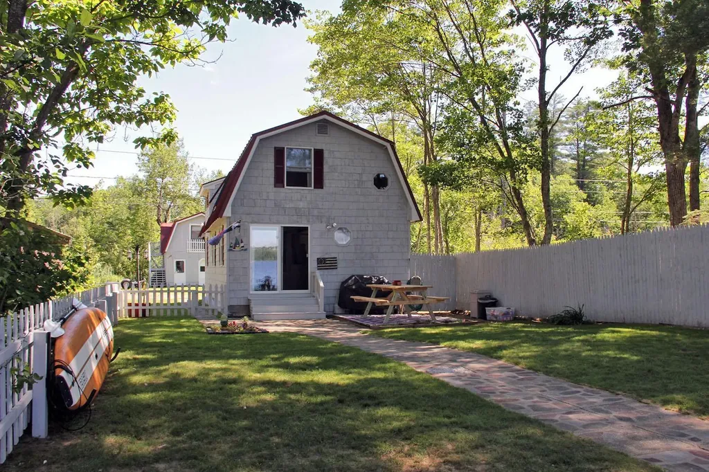 14 Penney Road Poland ME 04274
