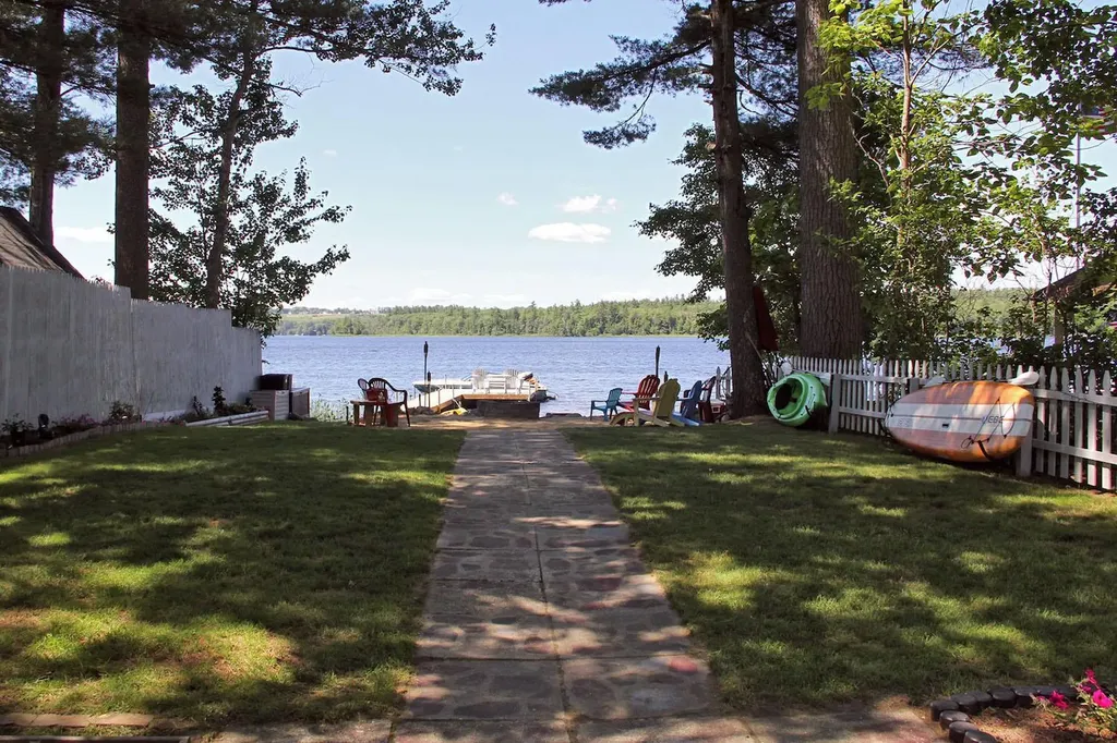 14 Penney Road Poland ME 04274