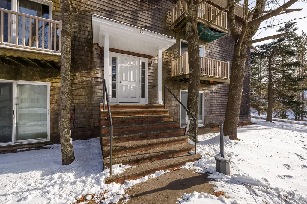 113 Oak Street Ellsworth ME 04605