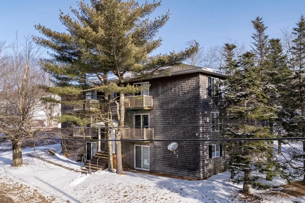 113 Oak Street Ellsworth ME 04605