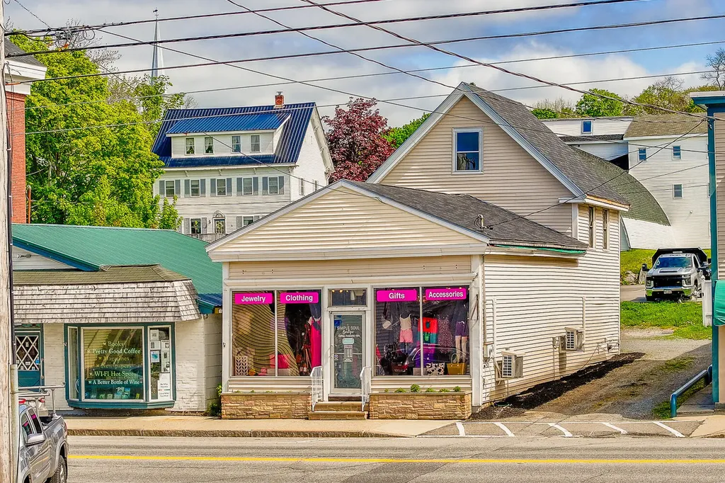 69 Main Street Bucksport ME 04416