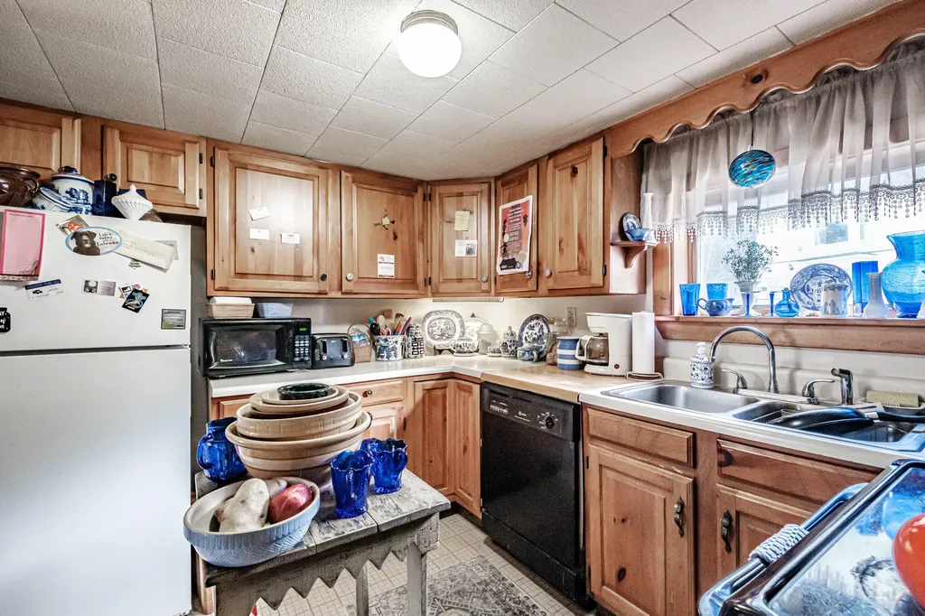 5 Aegis Drive Bath ME 04530