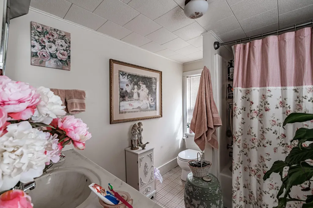 5 Aegis Drive Bath ME 04530