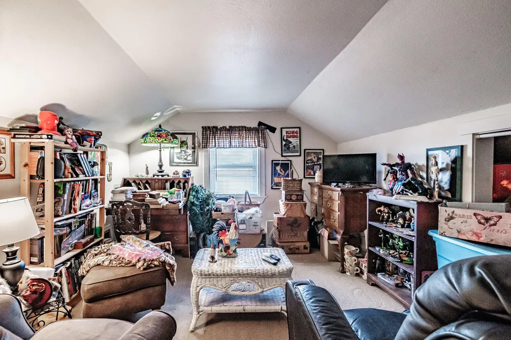 5 Aegis Drive Bath ME 04530