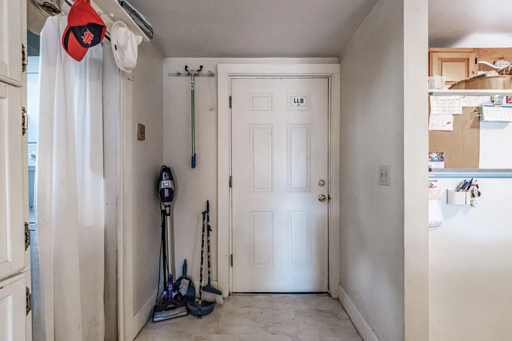 5 Aegis Drive Bath ME 04530