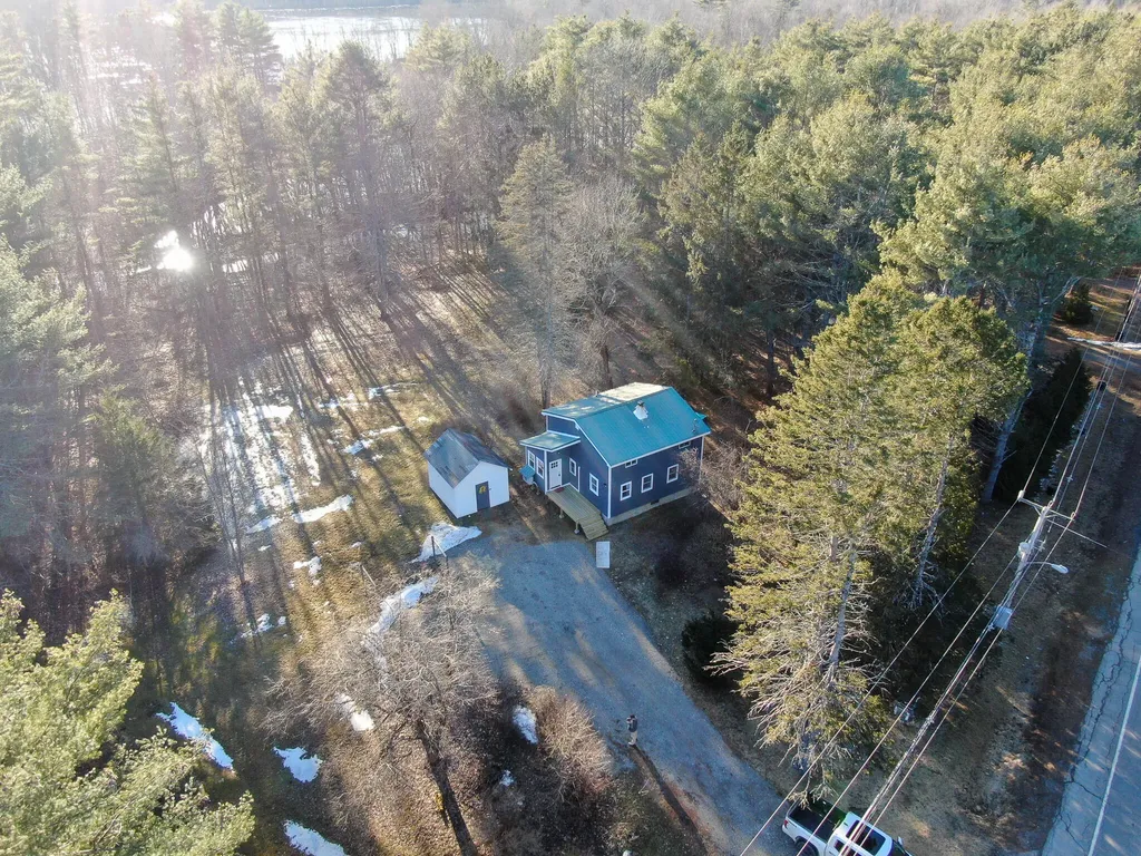 522 Main Road Passadumkeag ME 04475